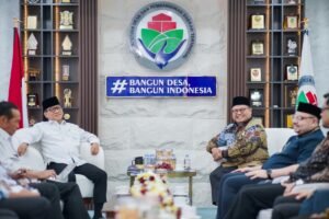 LDII Temui Menteri Desa PDT, Ajukan 8 Desa Binaan Tematik untuk Percepatan Pembangunan Desa