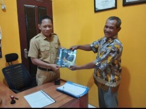 LDII Towuti Perkuat Sinergi dengan Pemerintah Desa, Kepala Desa Kalosi Terima Majalah Nuansa Persada