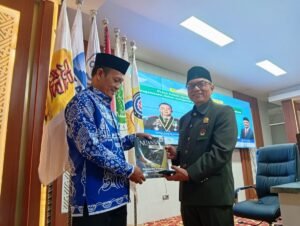 LDII Luwu Timur Serahkan Majalah Nuansa Persada kepada Kepala Kemenag, Perkuat Sinergi Pembinaan Umat