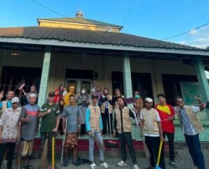 Kemenag Parepare Galakkan Geber Mas, Warga LDII dan Jamaah Bersihkan Masjid Nurul Hikmah