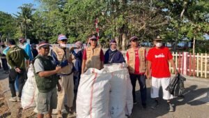 Kerja Bakti Nasional LDII 2026 di Parepare, Warga dan Pemerintah Bersatu Bersihkan Pantai Lumpue
